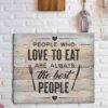 Aprint Decor Cuadro Impreso en PVC Efecto Tablas de Madera, 46,6cm x 40cm, People Who Love TO Eat Are Always The Best People - Imagen 3