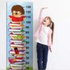 Aprint Decor Medidor de Altura Infantil, Impreso en PVC 5mm Grosor, 50cm x 140cm con Pila de Libros con Animales Leyendo